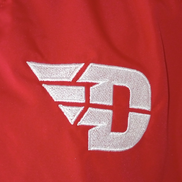 University of Dayton Golf Pullover Sz Large - Picture 2 of 8